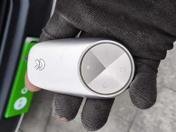 Фото 9 - Nio ES8