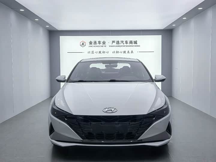 Фото 2 - Hyundai Elantra N line