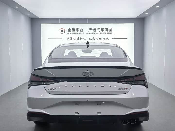 Фото 4 - Hyundai Elantra N line