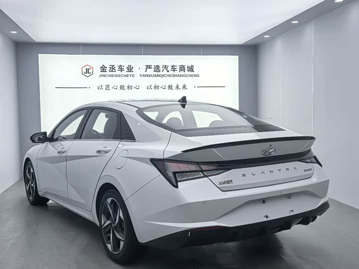 Фото 6 - Hyundai Elantra N line