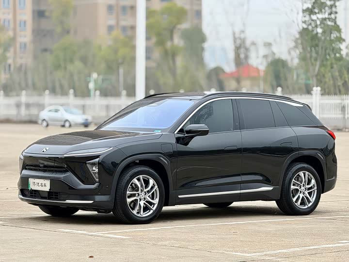 Фото 2 - Nio ES6