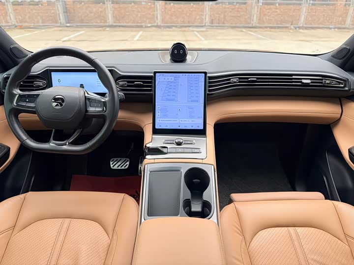 Фото 8 - Nio ES6