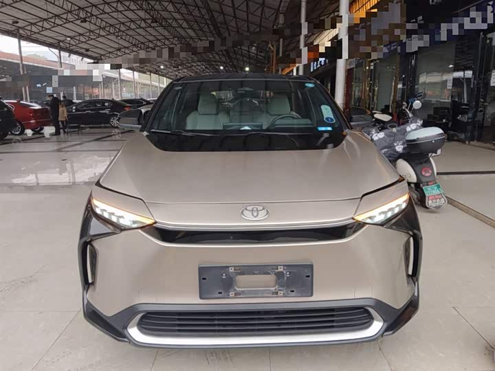 Фото 3 - Toyota bZ4X