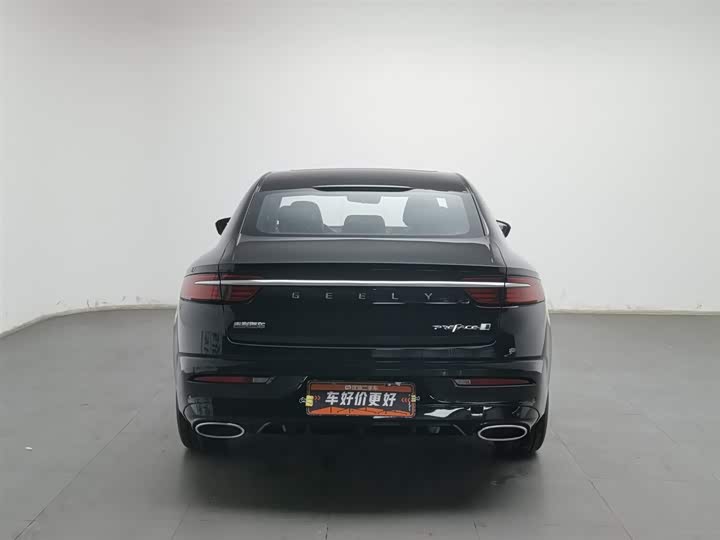 Фото 4 - Geely Preface