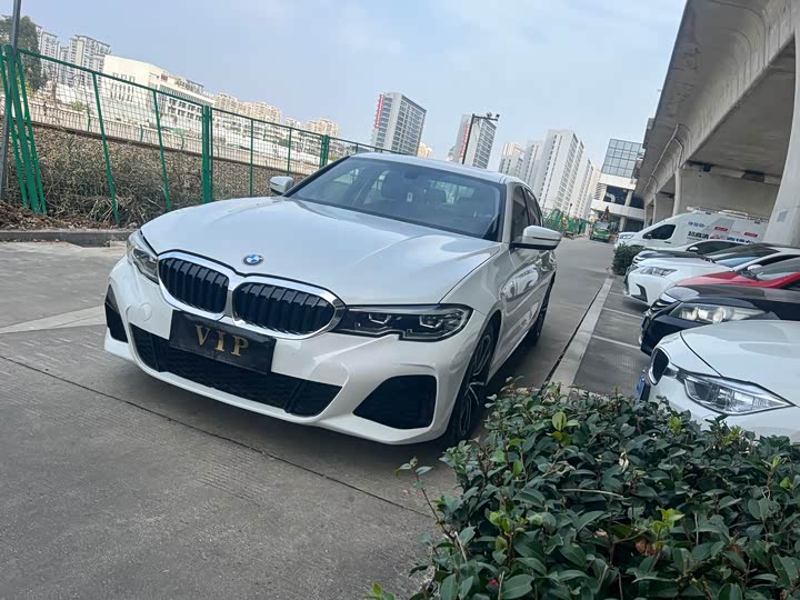 Фото 1 - BMW 3 Series