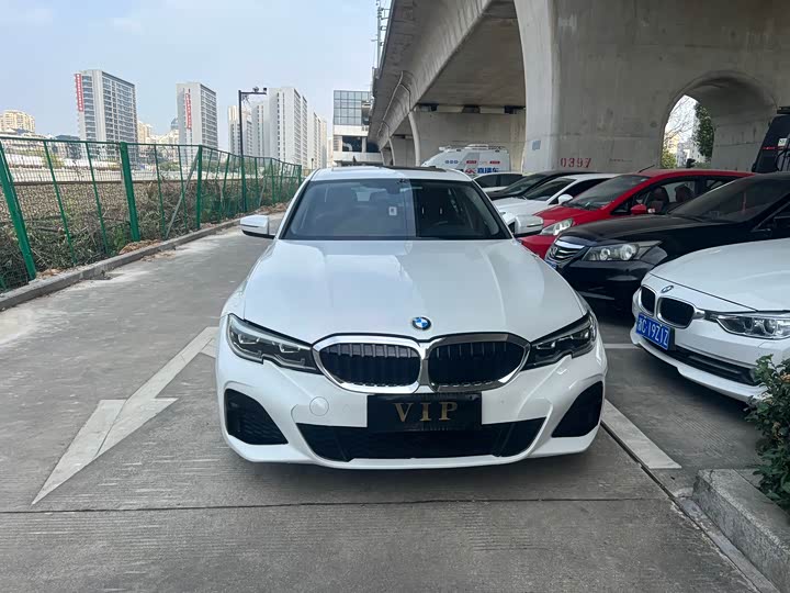 Фото 2 - BMW 3 Series