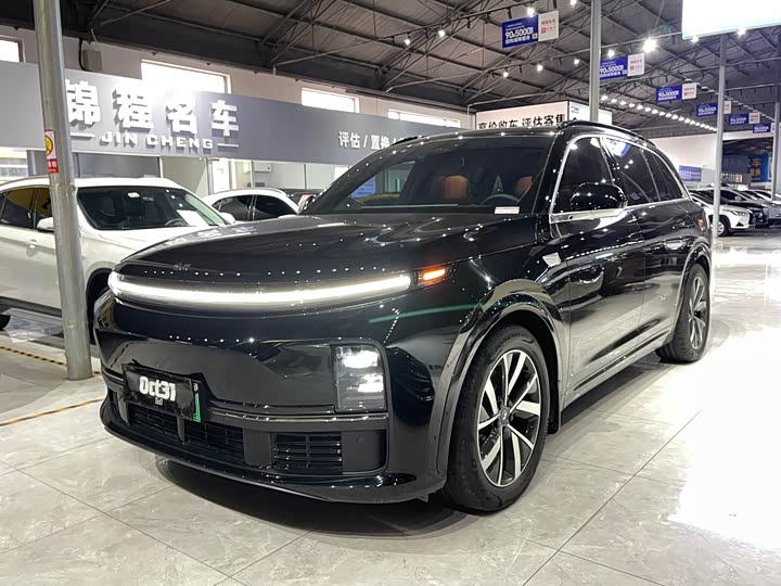 Фото 1 - LiXiang L7