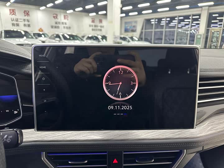 Фото 9 - Volkswagen Sagitar L