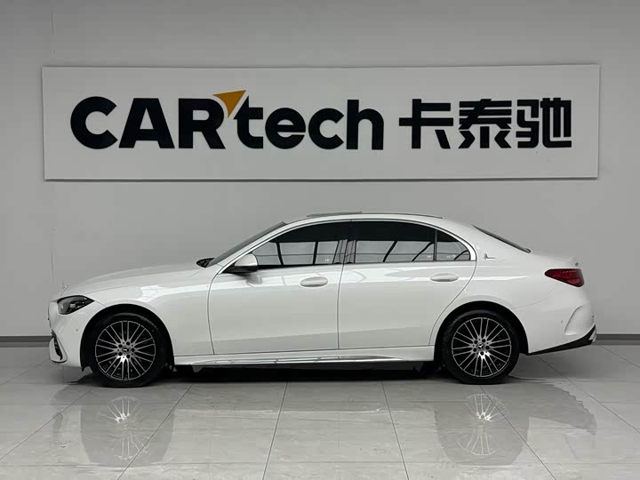 Фото 4 - Mercedes-Benz C-Class