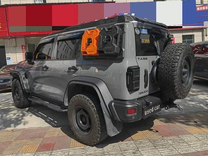 Фото 4 - Tank 300