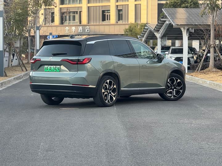 Фото 4 - Nio ES8