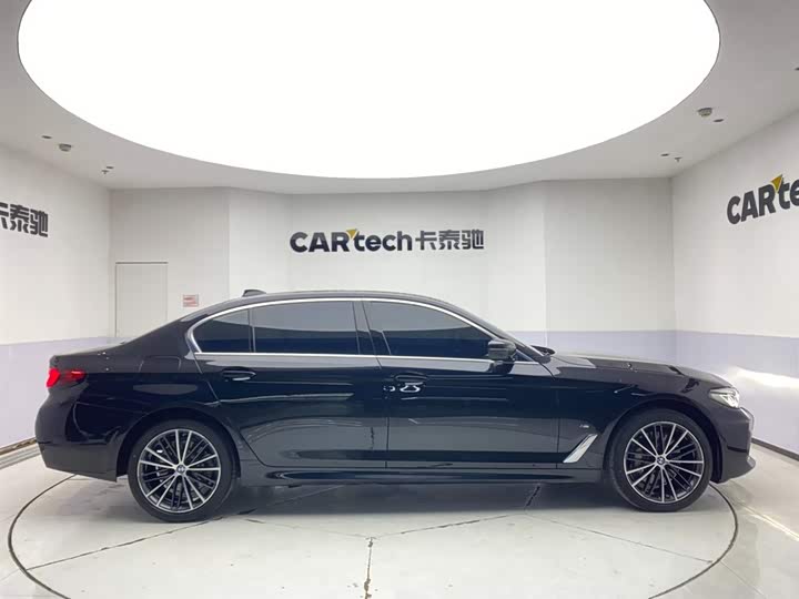 Фото 4 - BMW 5 Series