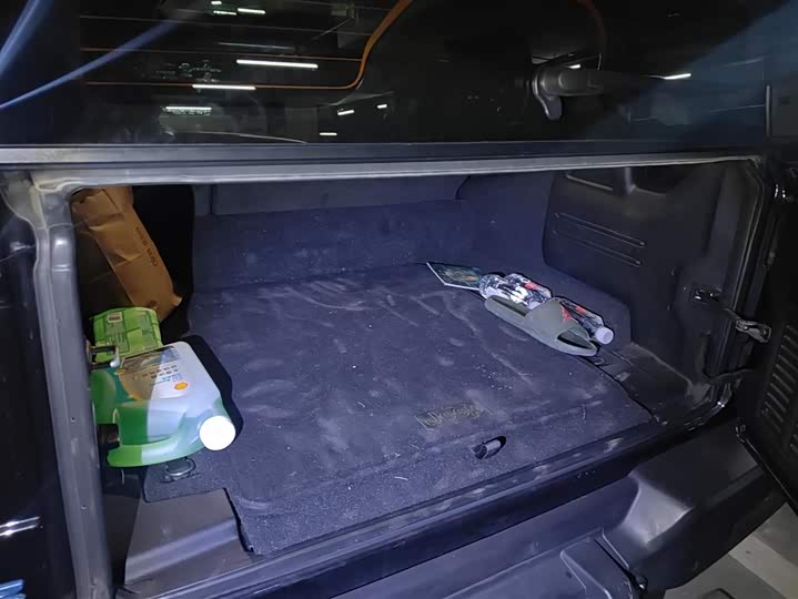 Фото 4 - Jeep Wrangler Hybrid