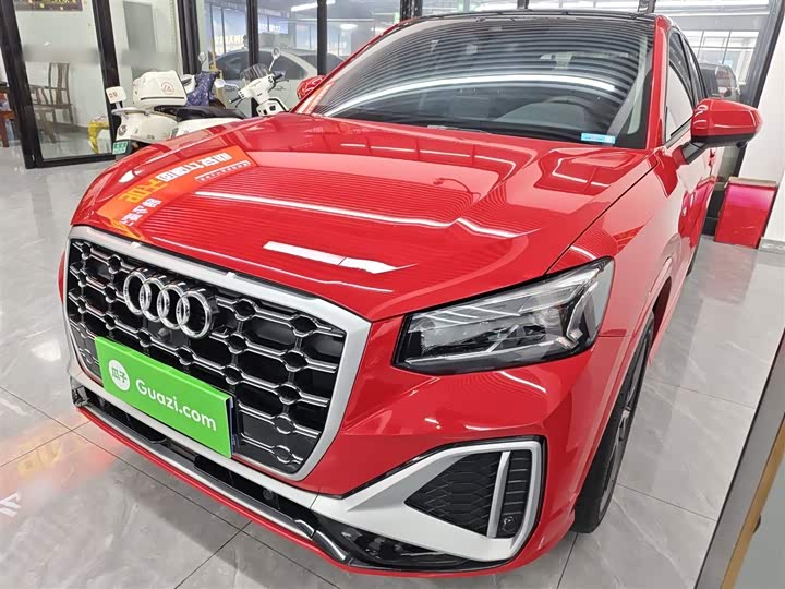 Фото 1 - Audi Q2L