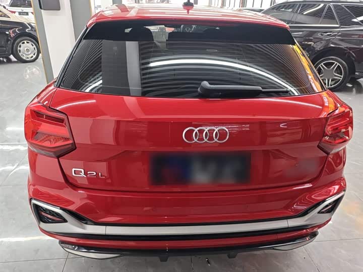 Фото 6 - Audi Q2L