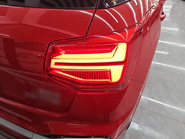 Фото 8 - Audi Q2L