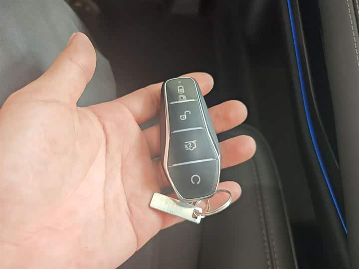 Фото 9 - BYD Song L