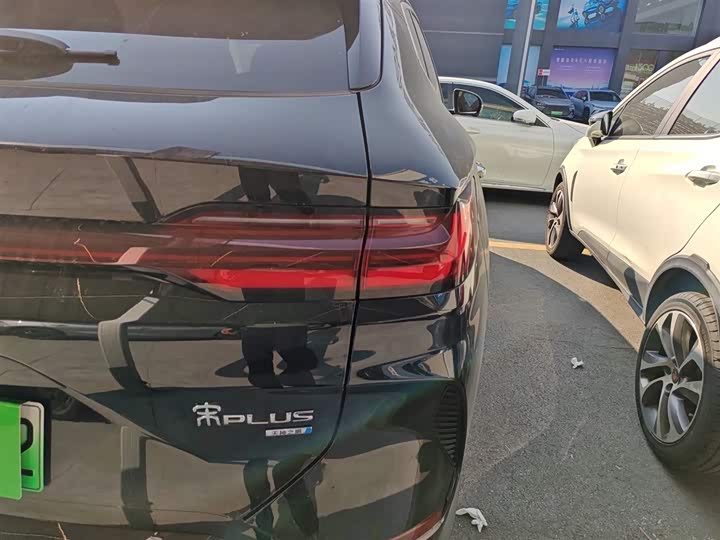 Фото 8 - BYD Song Plus Hybrid/EV