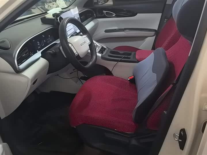 Фото 9 - Geely Galaxy Geome