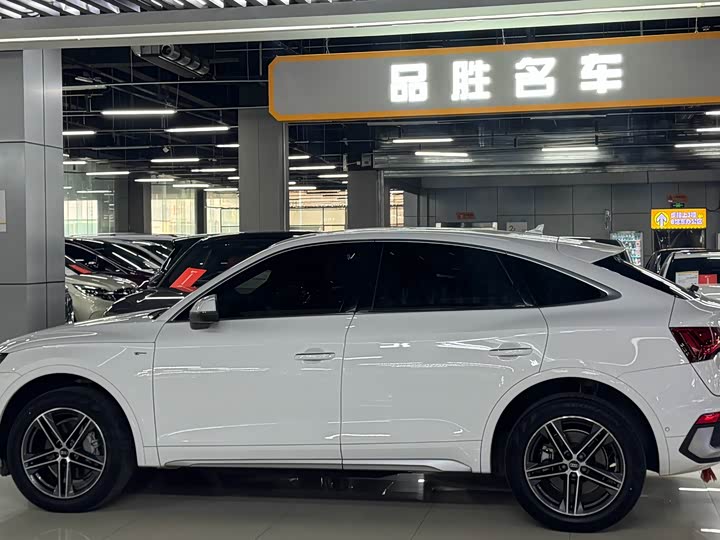 Фото 3 - Audi Q5L Sportback