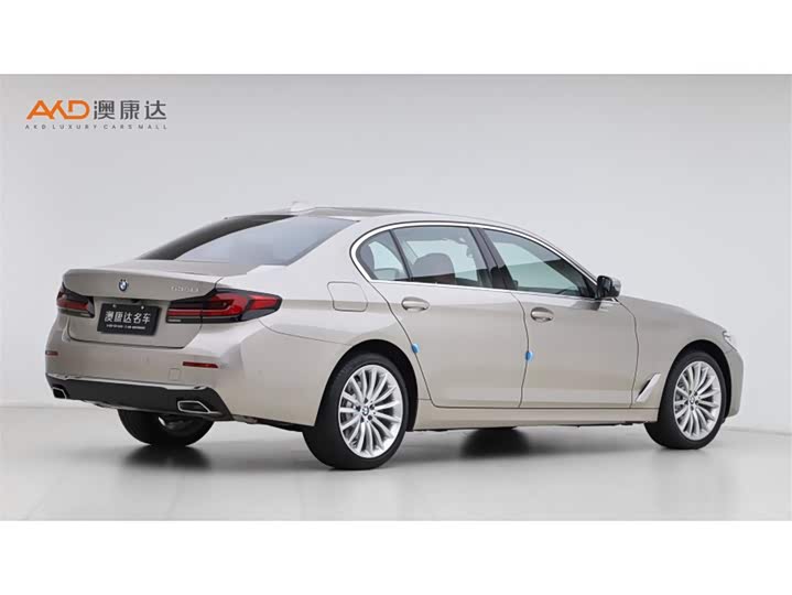 Фото 3 - BMW 5 Series