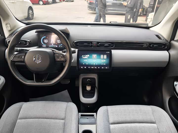 Фото 9 - Leapmotor T03