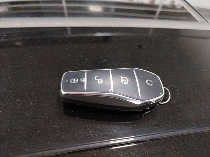 Фото 9 - BYD Han