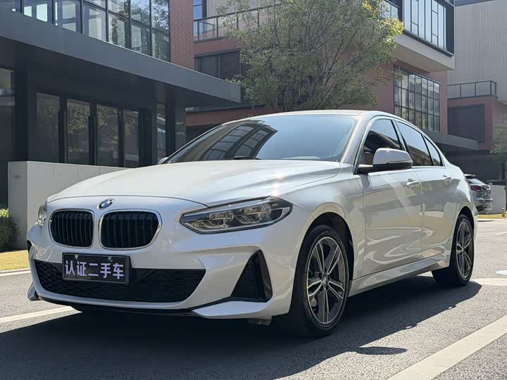 Фото 5 - BMW 1 Series