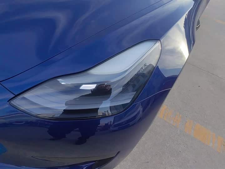 Фото 5 - Tesla Model 3