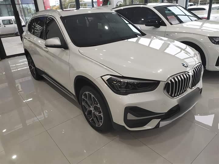 Фото 4 - BMW X1