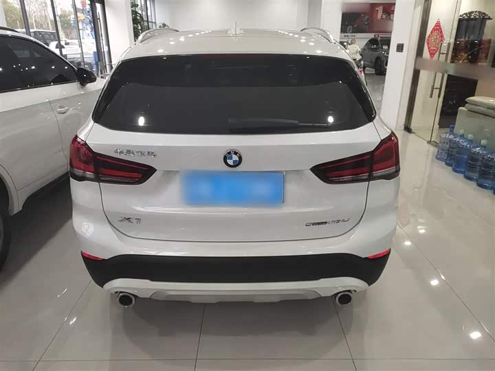 Фото 6 - BMW X1