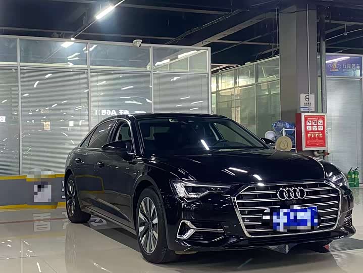 Фото 3 - Audi A6L