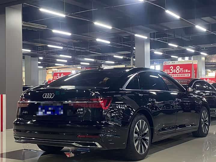 Фото 9 - Audi A6L