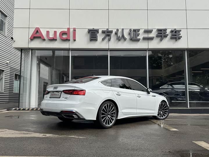 Фото 3 - Audi A5