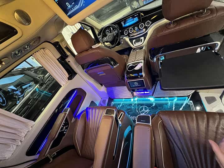 Фото 7 - Mercedes-Benz Vito