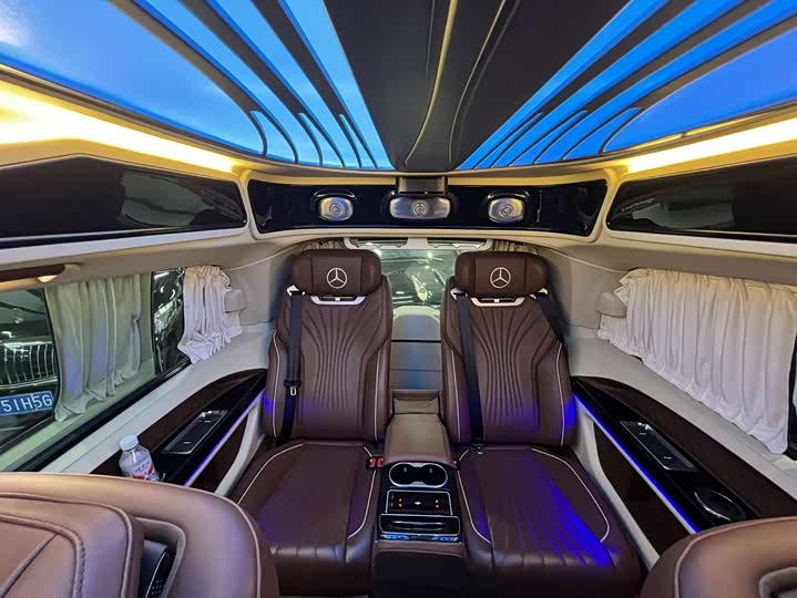 Фото 8 - Mercedes-Benz Vito