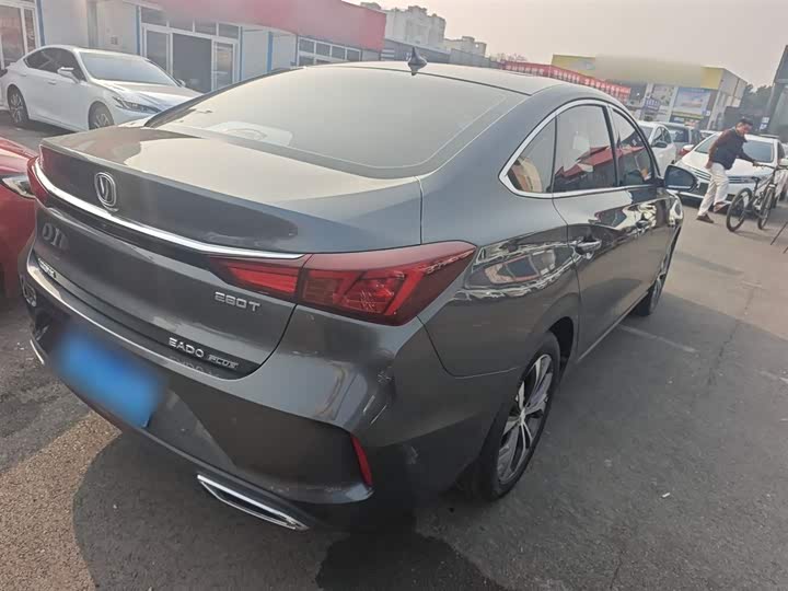 Фото 7 - Changan Eado Plus