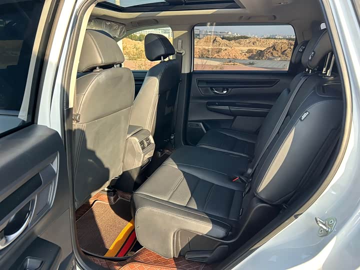 Фото 6 - Honda CR-V