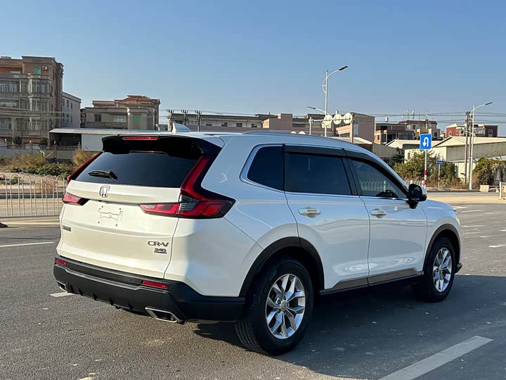 Фото 9 - Honda CR-V
