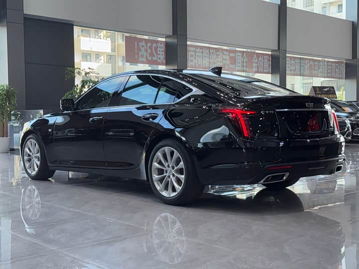 Фото 9 - Cadillac CT5
