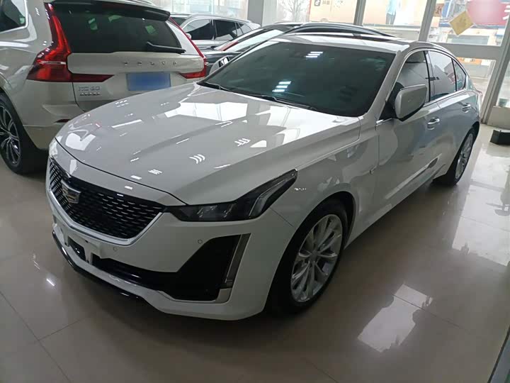 Фото 2 - Cadillac CT5