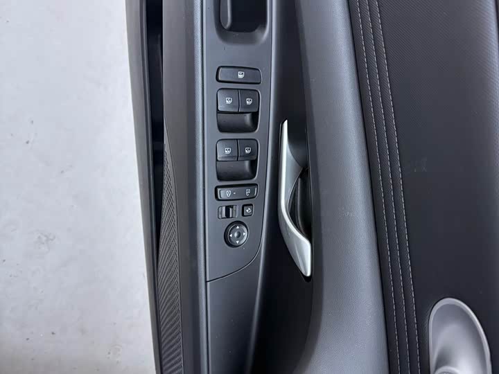 Фото 4 - Hyundai Elantra N line