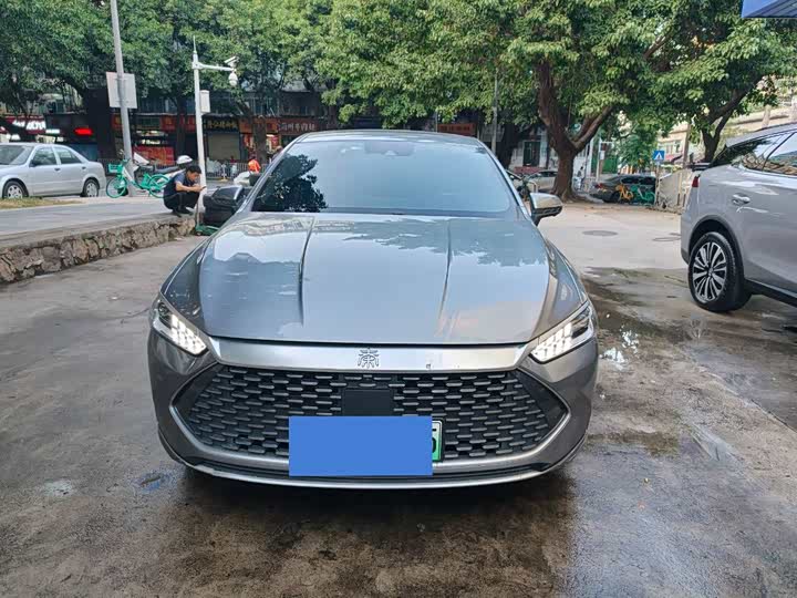 Фото 3 - BYD Qin Plus