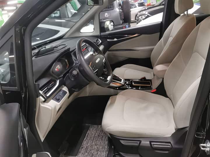 Фото 7 - Maxus G50