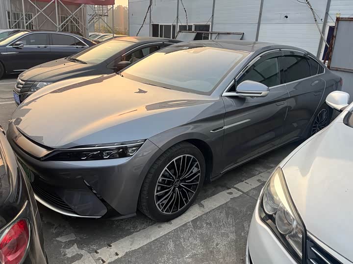 Фото 6 - BYD Han