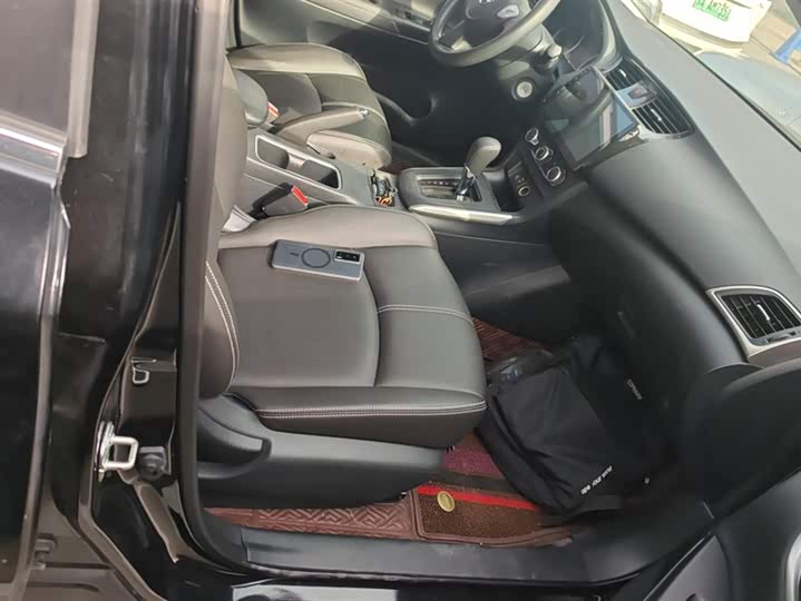 Фото 8 - Nissan Sylphy