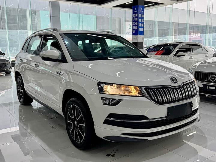 Фото 3 - Skoda Karoq