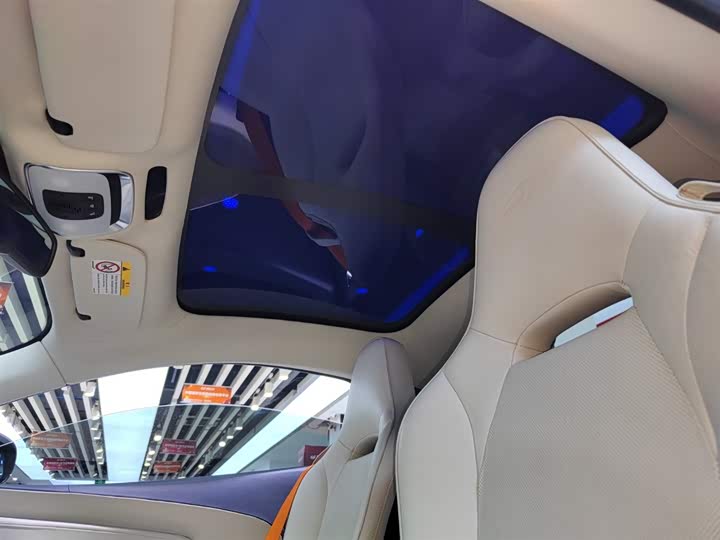 Фото 8 - McLaren GT