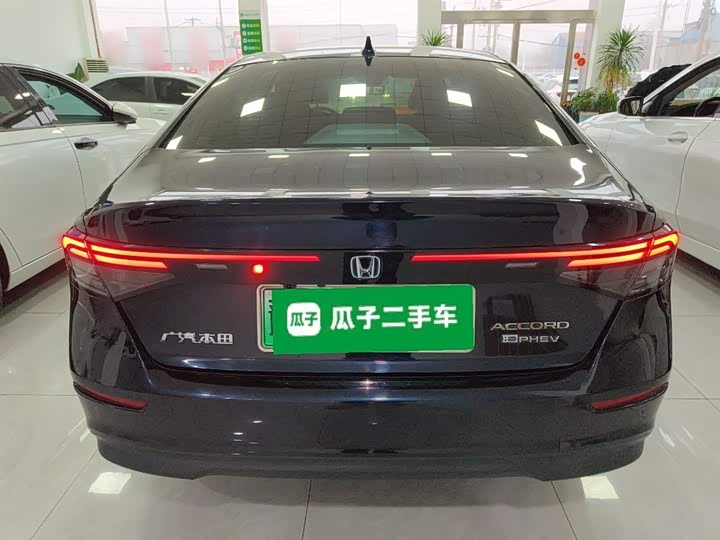 Фото 6 - Honda Accord Hybrid