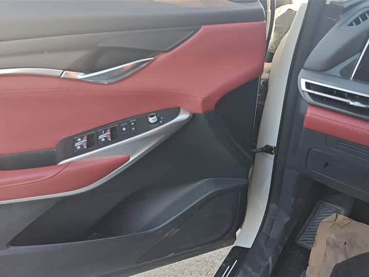 Фото 7 - Changan CS75 Plus